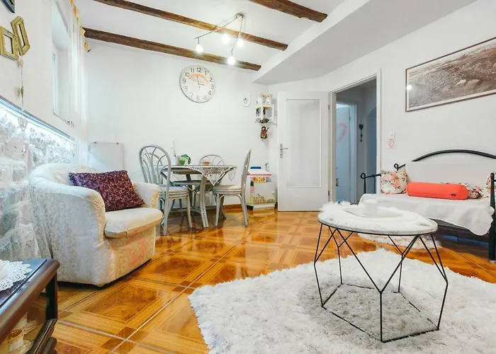 Bingo Apartment